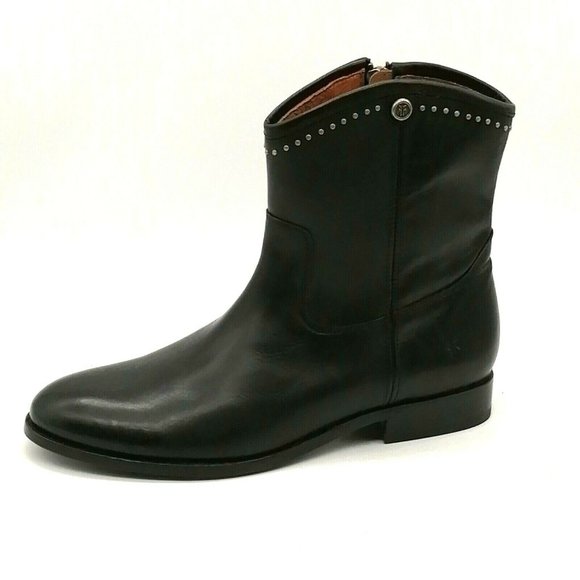 Frye Womens Melissa Stud Short Boots Black Leather Side Zip Block Heel 9.5M NEW - Picture 1 of 10